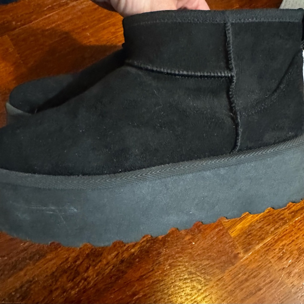 Women's Black Platform Ankle Boots - Picture 2 of 4